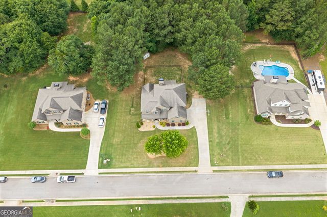 211 Burnham Court, Mcdonough, GA 30252
