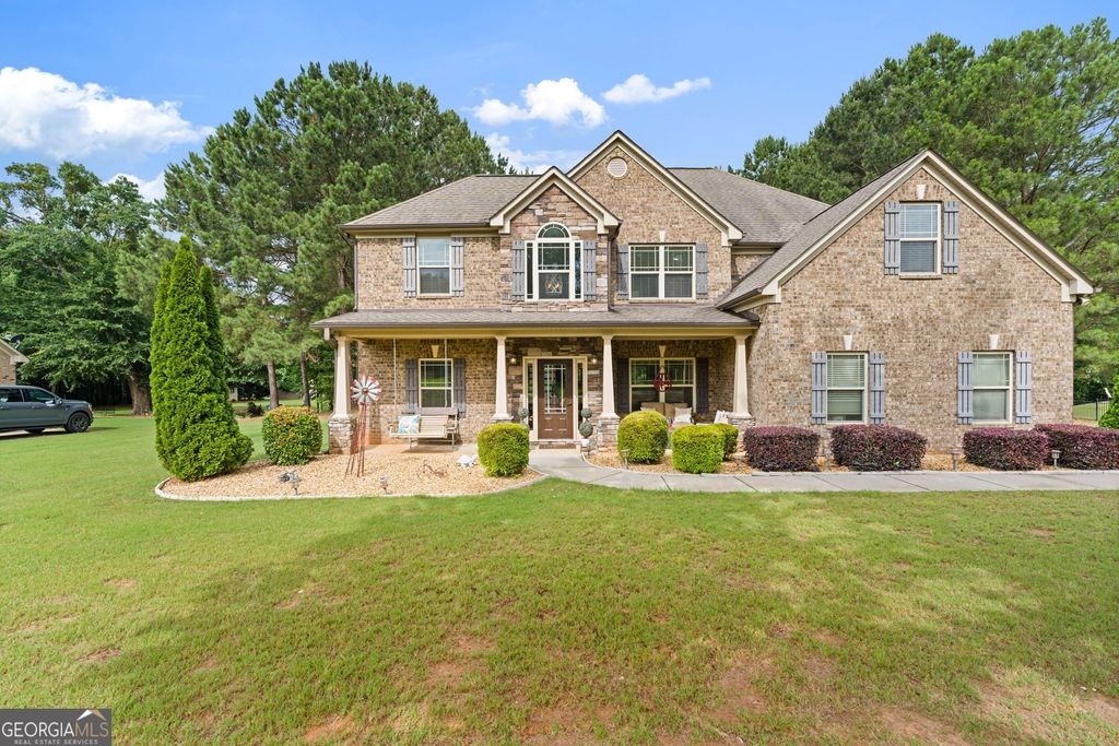 211 Burnham Court, Mcdonough, GA 30252
