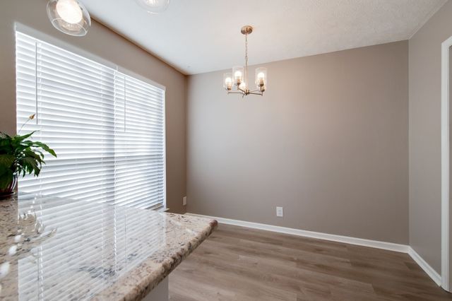 644 Knollwood Dr, La Vergne, TN 37086