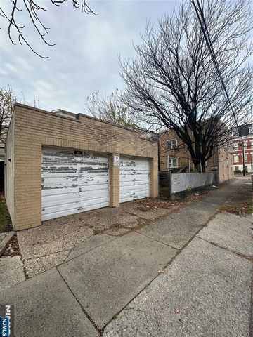 410 Cliff Street, Fairview, NJ 07022