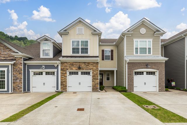 720 Finse Dr, Spring Hill, TN 37174