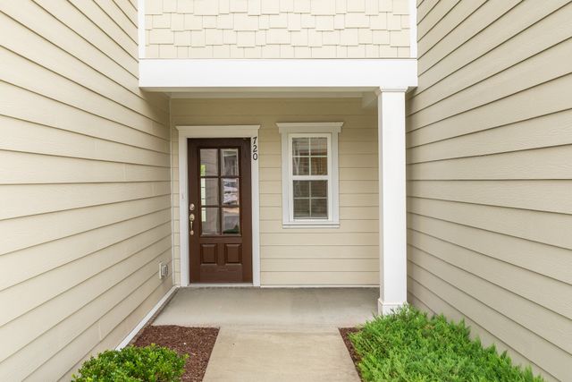 720 Finse Dr, Spring Hill, TN 37174