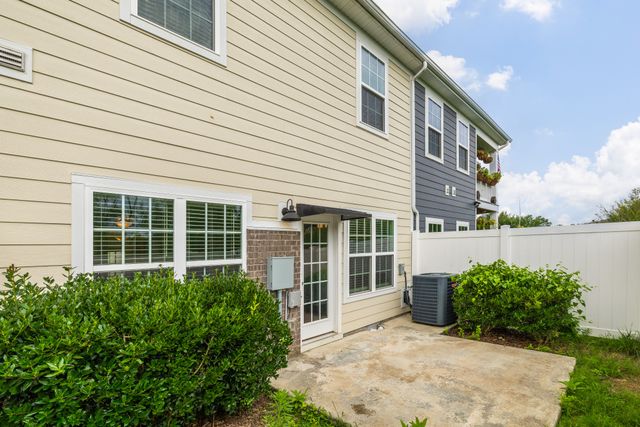 720 Finse Dr, Spring Hill, TN 37174