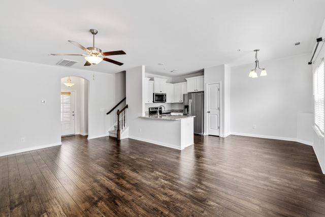 720 Finse Dr, Spring Hill, TN 37174