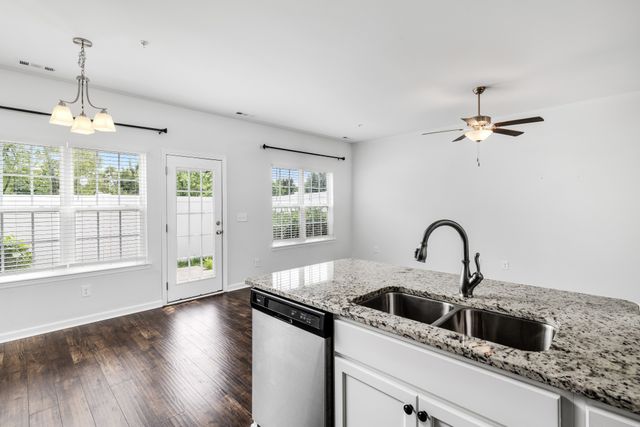 720 Finse Dr, Spring Hill, TN 37174