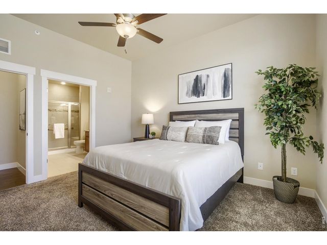 4780 Hahns Peak Dr 305, Loveland, CO 80538