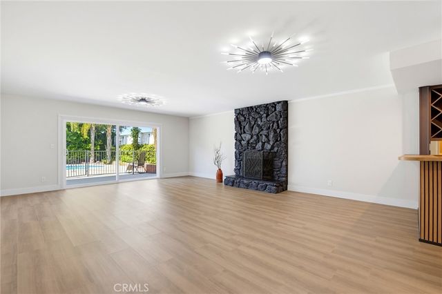 6627 Columbus Avenue, Van Nuys, CA 91405