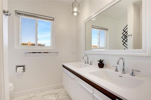 6627 Columbus Avenue, Van Nuys, CA 91405