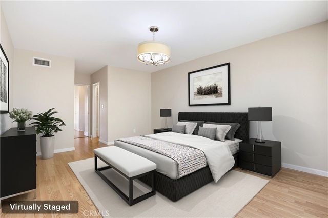 6627 Columbus Avenue, Van Nuys, CA 91405