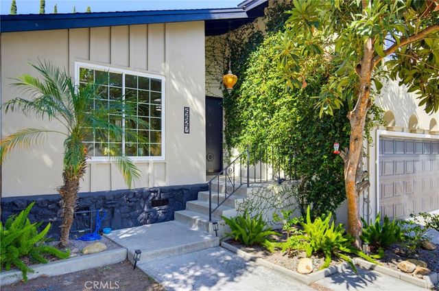 6627 Columbus Avenue, Van Nuys, CA 91405