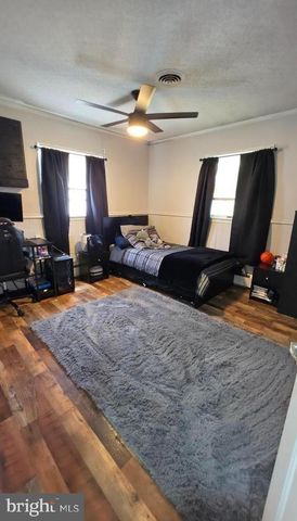 60 INDIGO RD, Levittown, PA 19057
