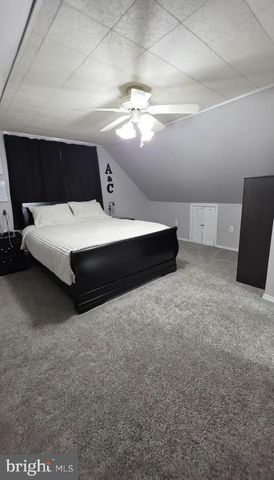 60 INDIGO RD, Levittown, PA 19057