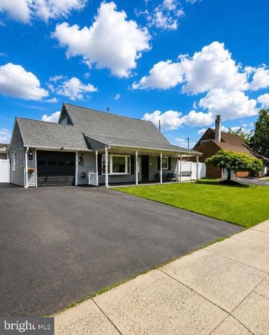 60 INDIGO RD, Levittown, PA 19057