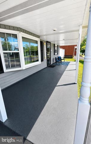 60 INDIGO RD, Levittown, PA 19057