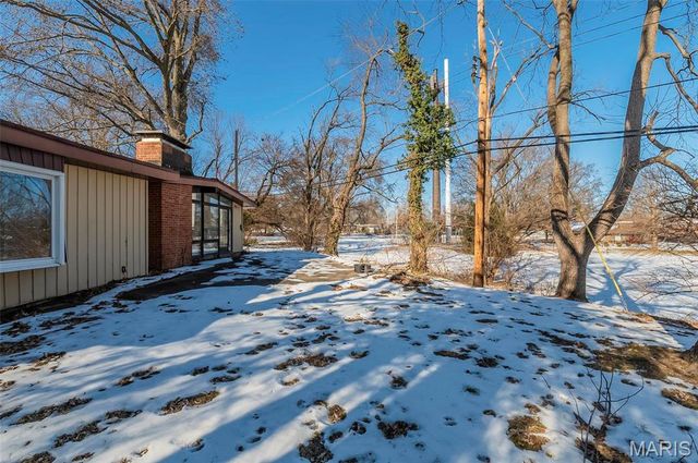 5 Little Lane, Florissant, MO 63033