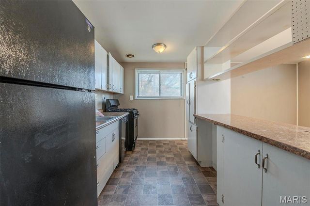 5 Little Lane, Florissant, MO 63033