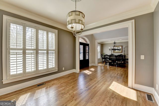 8020 Prestwick Circle, Duluth, GA 30097