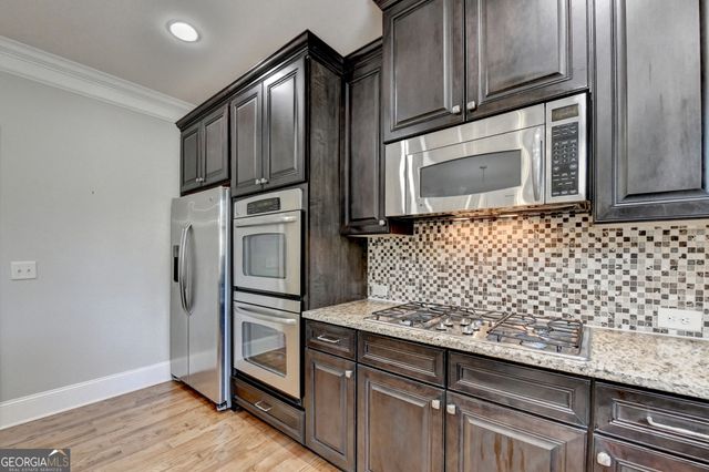 8020 Prestwick Circle, Duluth, GA 30097