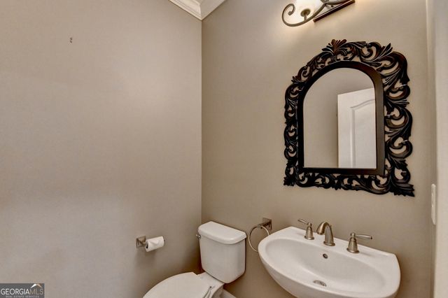 8020 Prestwick Circle, Duluth, GA 30097