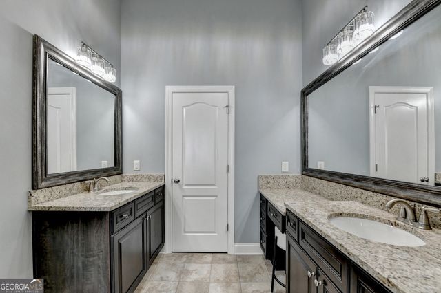 8020 Prestwick Circle, Duluth, GA 30097