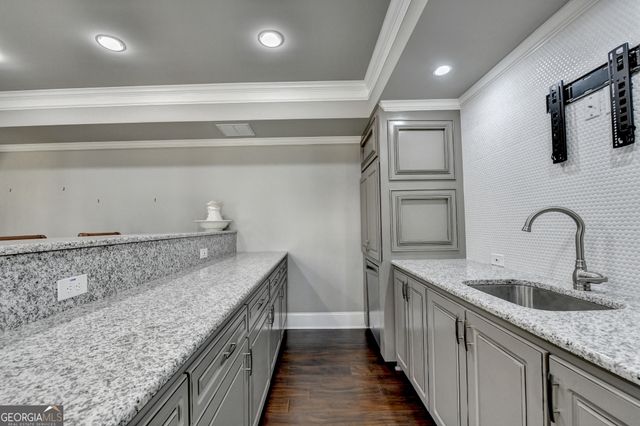 8020 Prestwick Circle, Duluth, GA 30097