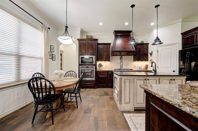 1216 Brayhill Road, Edmond, OK 73003
