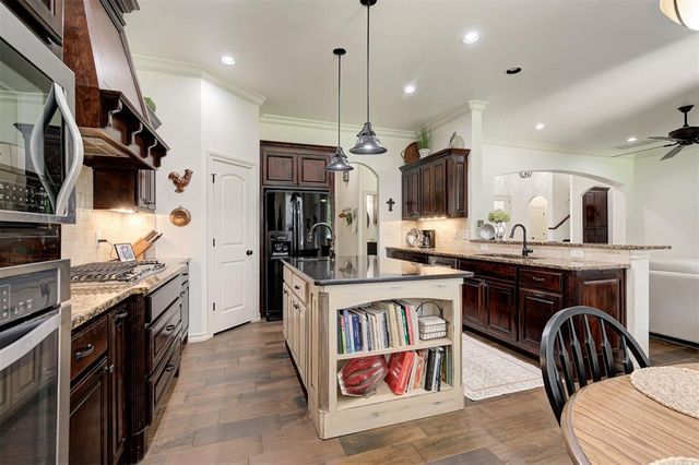 1216 Brayhill Road, Edmond, OK 73003