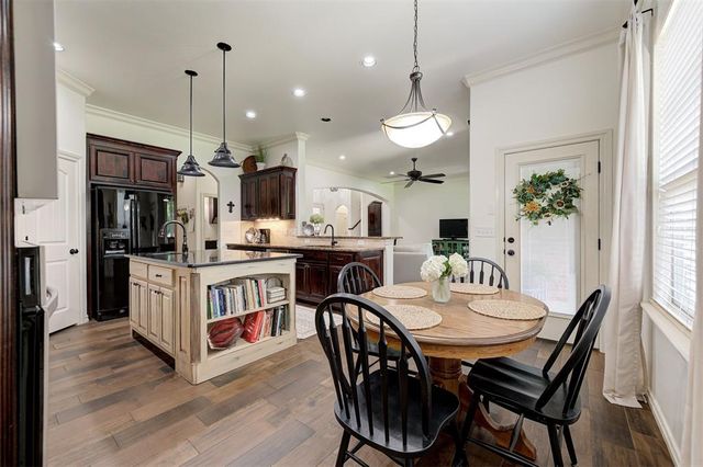1216 Brayhill Road, Edmond, OK 73003