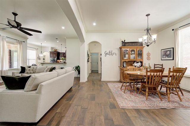 1216 Brayhill Road, Edmond, OK 73003