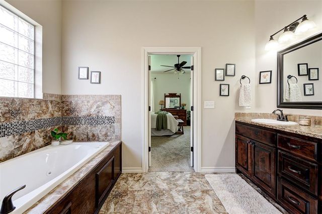 1216 Brayhill Road, Edmond, OK 73003