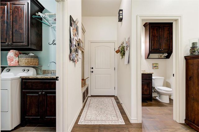 1216 Brayhill Road, Edmond, OK 73003