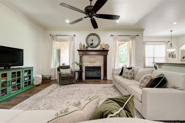 1216 Brayhill Road, Edmond, OK 73003