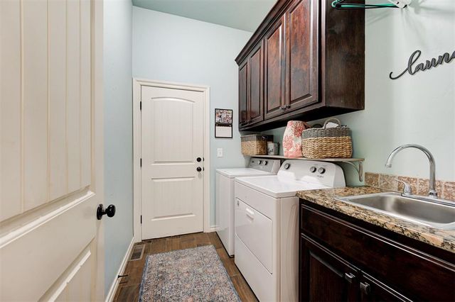 1216 Brayhill Road, Edmond, OK 73003