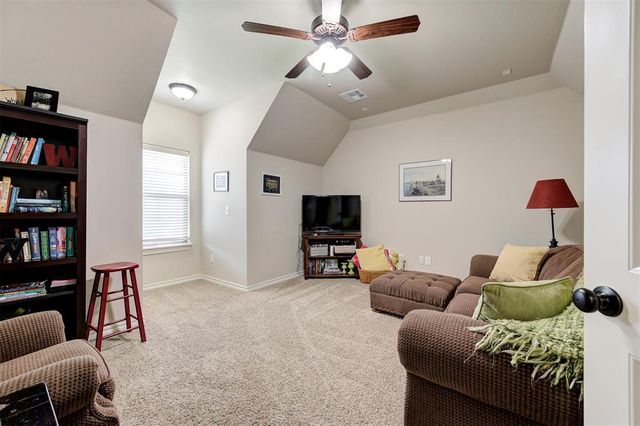 1216 Brayhill Road, Edmond, OK 73003