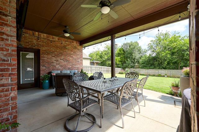 1216 Brayhill Road, Edmond, OK 73003
