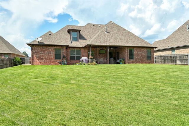 1216 Brayhill Road, Edmond, OK 73003