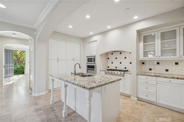 22 Ridge Valley, Irvine, CA 92618