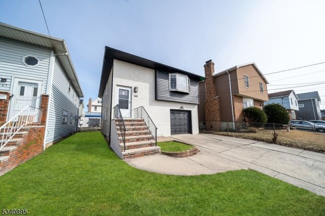 701 Mccandless St, Linden City, NJ 07036