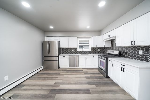 701 Mccandless St, Linden City, NJ 07036
