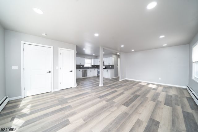 701 Mccandless St, Linden City, NJ 07036