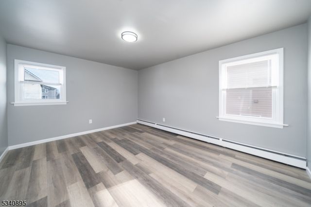 701 Mccandless St, Linden City, NJ 07036