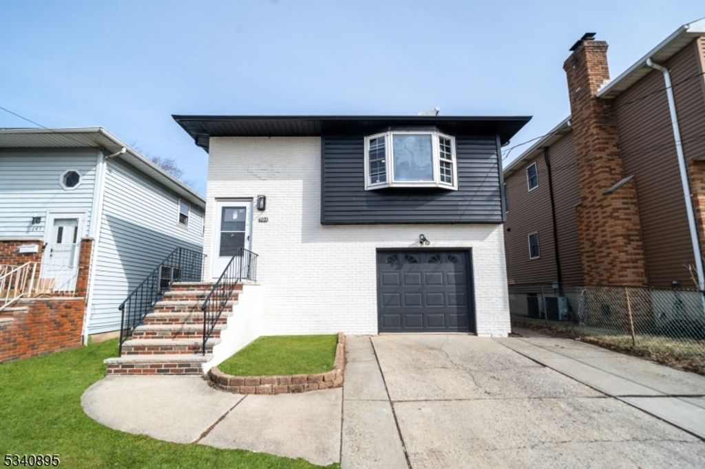 701 Mccandless St, Linden City, NJ 07036