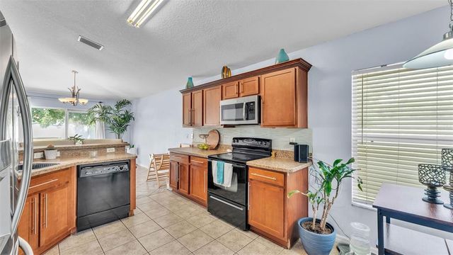 1533 WALLACE MANOR AVENUE, Winter Haven, FL 33880