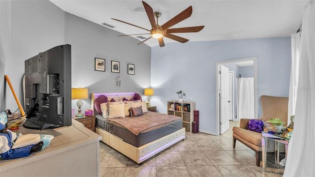 1533 WALLACE MANOR AVENUE, Winter Haven, FL 33880