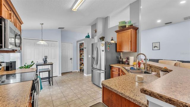 1533 WALLACE MANOR AVENUE, Winter Haven, FL 33880