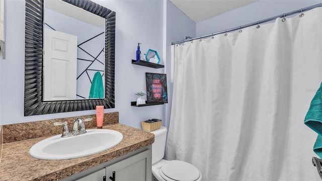 1533 WALLACE MANOR AVENUE, Winter Haven, FL 33880