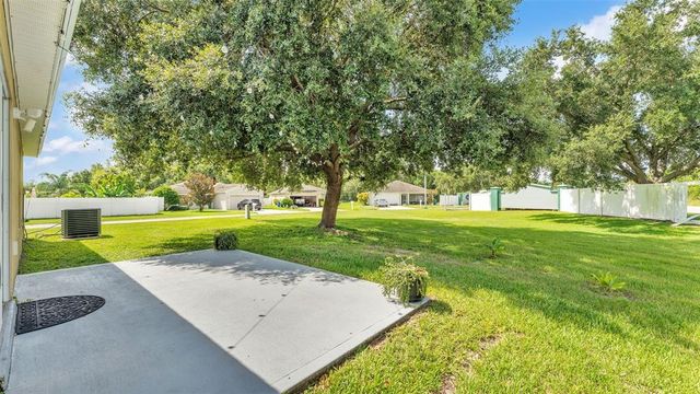 1533 WALLACE MANOR AVENUE, Winter Haven, FL 33880