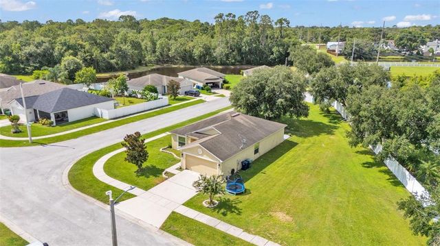1533 WALLACE MANOR AVENUE, Winter Haven, FL 33880