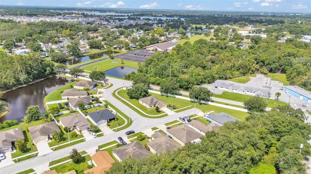 1533 WALLACE MANOR AVENUE, Winter Haven, FL 33880