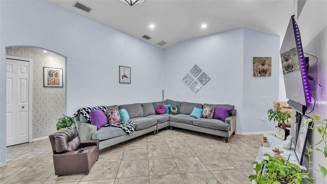 1533 WALLACE MANOR AVENUE, Winter Haven, FL 33880